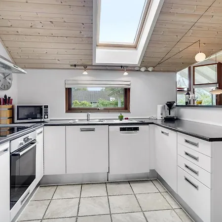 Amazing In Vaeggerlose With Kitchen *