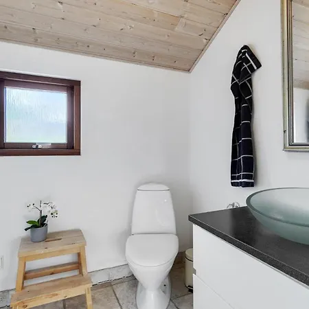 Stunning Home In Vaeggerlose With Sauna Boto By