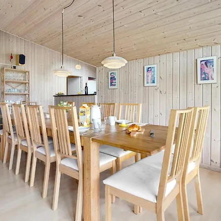 Feriehus Stunning In Væggerløse With Sauna *